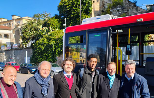 Trasporto urbano, inaugurate le prime corse per le sedi scolastiche e universitarie