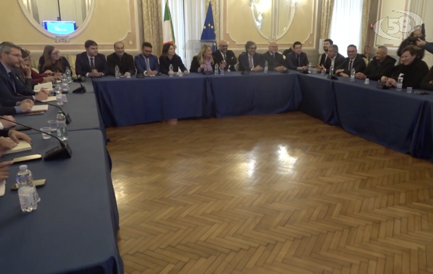 Arcelor, buio fitto: l'azienda conferma i licenziamenti