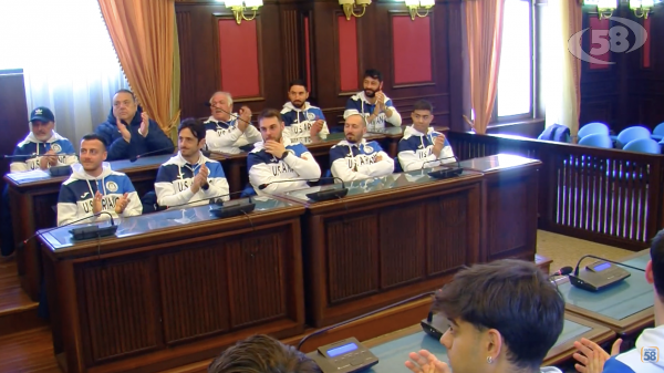 Ariano calcio, festa promozione in Comune
