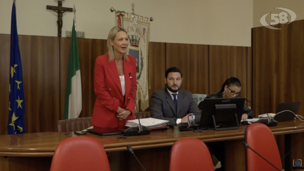 Avellino, Nargi ritira il bilancio e apre la crisi