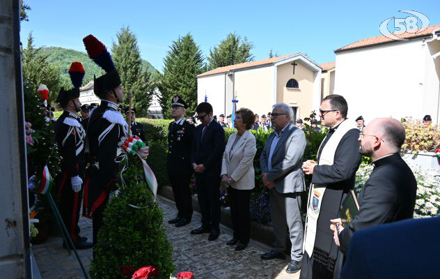 In ricordo dell'Appuntato medaglia d'oro Tiziano Della Ratta, commemorazione con La Gala