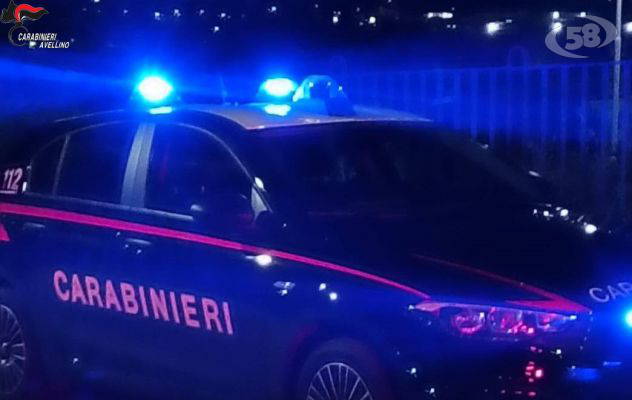 Minaccia di lanciarsi dal ponte: 24enne salvata dai Carabinieri