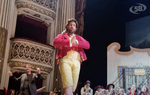 Gli alunni di Ariano al San Carlo per  “Il Barbiere di Siviglia”