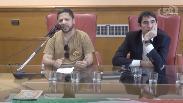 Fratonianni in Irpinia per 5 sì e Fico candidato governatore