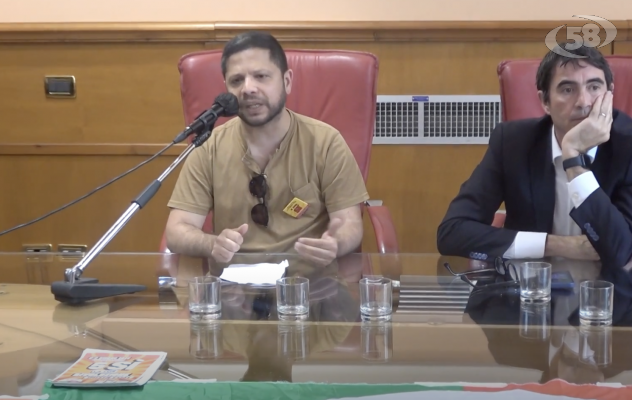 Fratonianni in Irpinia per 5 sì e Fico candidato governatore