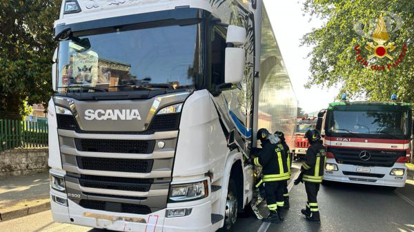 Tragedia a Mercogliano: anziana investita da un tir