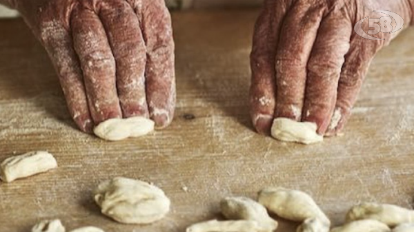 Livia e i suoi cicatielli al pulieio: tesoro aromatico dell’Irpinia