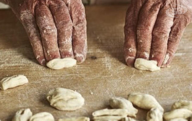 Livia e i suoi cicatielli al pulieio: tesoro aromatico dell’Irpinia