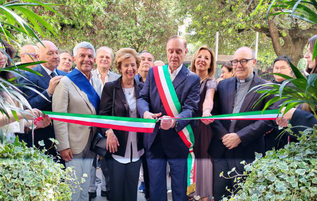 Inaugurata la sede dei Servizi al cittadino a Palazzo De Gasperi, Mastella: "Sia casa dell'etica della delicatezza"