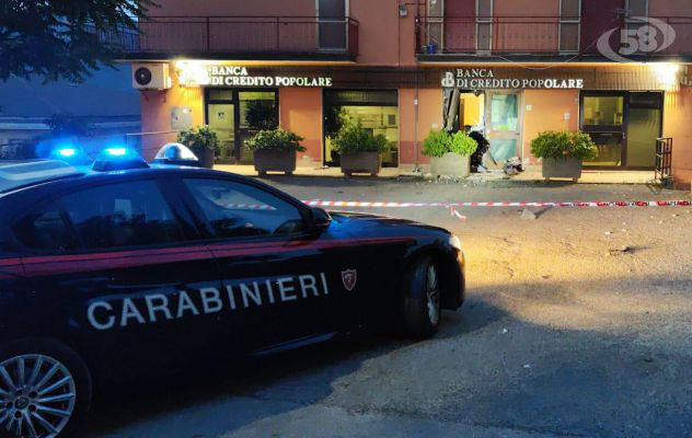 Bancomat presi d'assalto a Montemarano e Nusco
