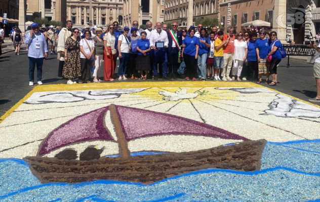 L'arte dei fiori di Paduli a San Pietro: gli infioratori protagonisti a Roma