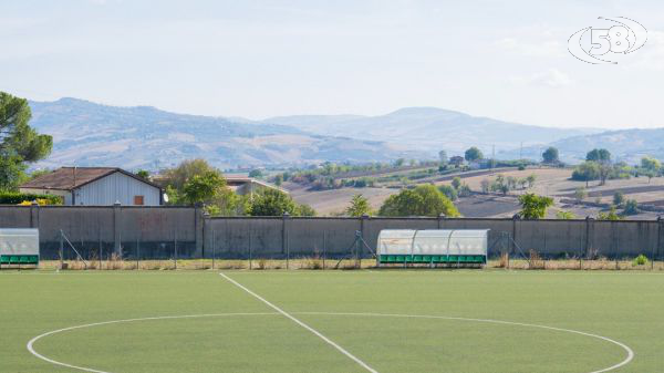 Lavori di manutenzione allo stadio "M. Romano": imbottiture anti-trauma