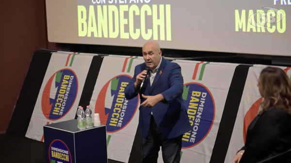 Bandecchi in Irpinia: "Chi vuole cambiare, voti per me"