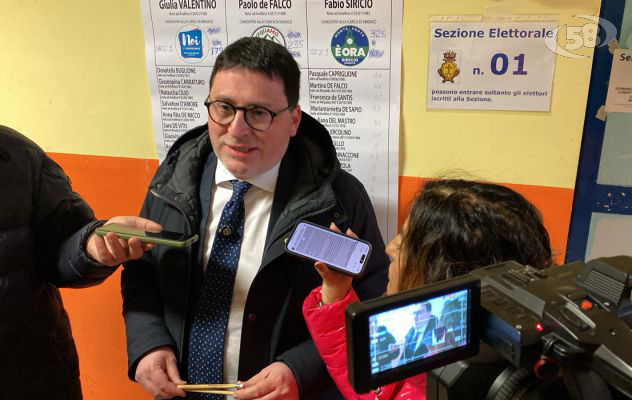 Monteforte riparte, Siricio sindaco per 40 voti /VIDEO