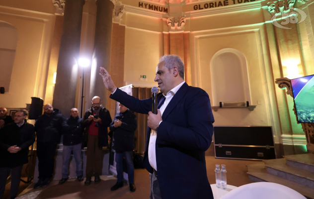 Petracca: "Solo contro tutti, basta meschinità. Porte aperte nel Pd"