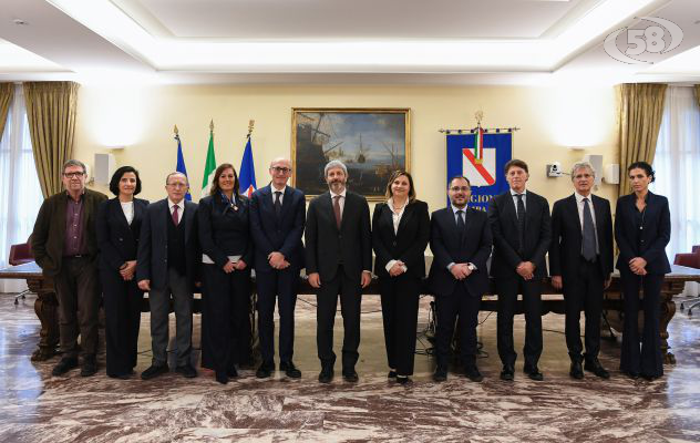 Fico incontra a Palazzo Santa Lucia i componenti della Giunta 