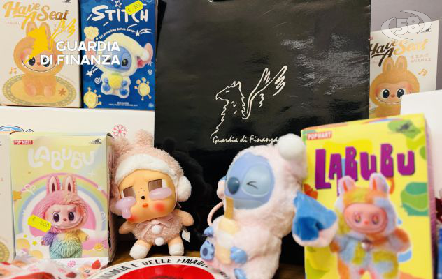 Blitz della Finanza di Benevento, sequestrati peluche Labubu contraffatti