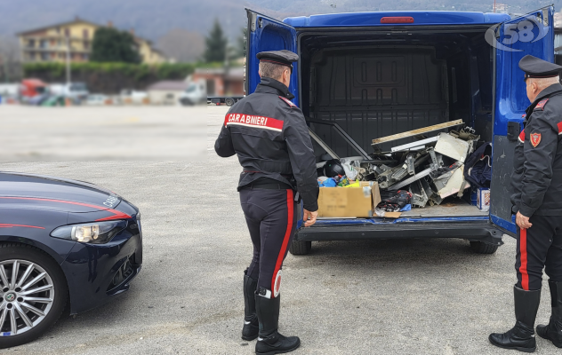 Sorpresi a rubare in un immobile, Carabinieri arrestano 2 persone