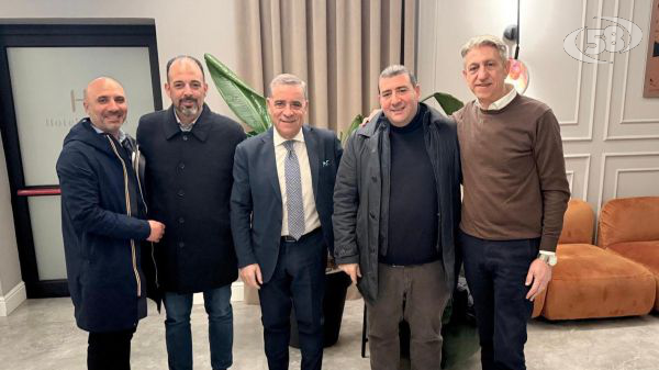 Consiglio provinciale, Sarno capogruppo di Forza Italia