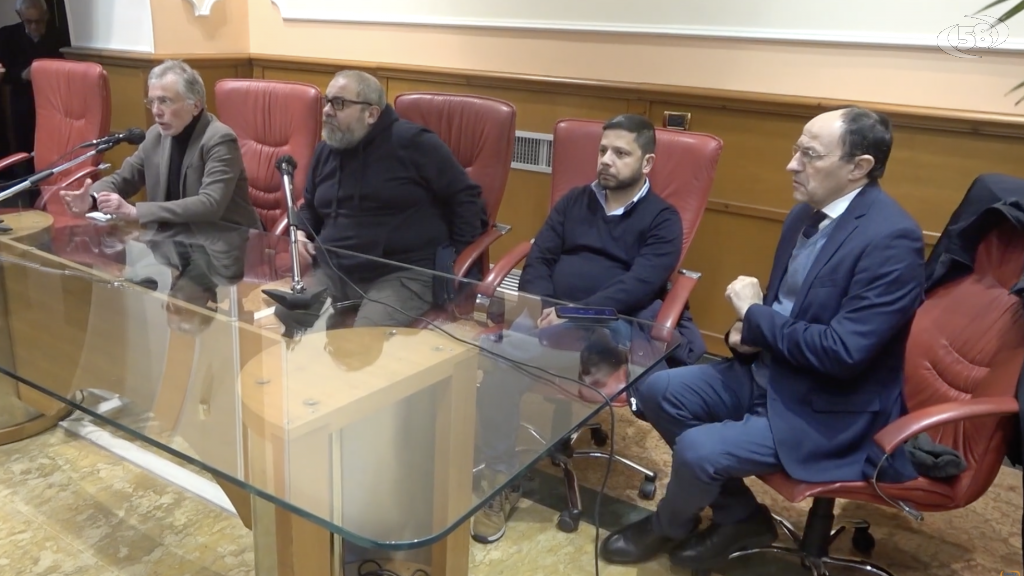 Campo largo, la sinistra al Pd: "Il tempo dei giochi è finito"