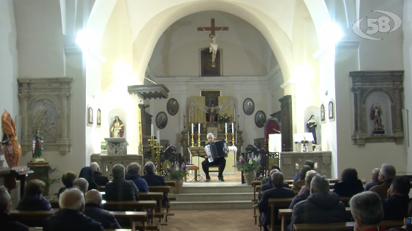 “Le mille voci della fisarmonica”, la musica nel cinema di Ettore Scola: successo a Trevico