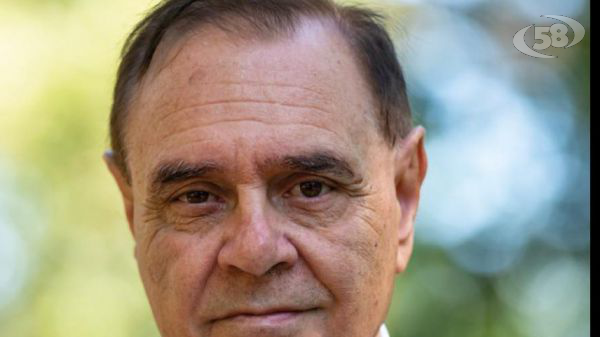 Mastella: "Lo show delle primarie servirebbe più al centrodestra. Evitare un'inutile zuffa"