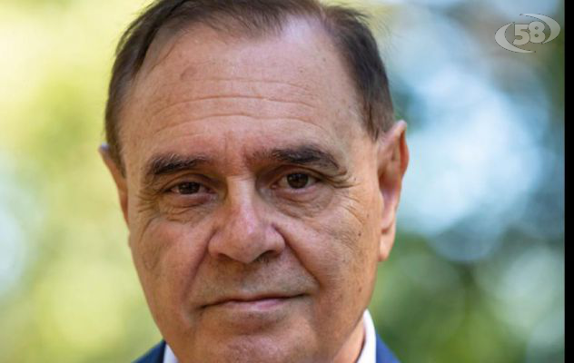 Mastella: "Lo show delle primarie servirebbe più al centrodestra. Evitare un'inutile zuffa"