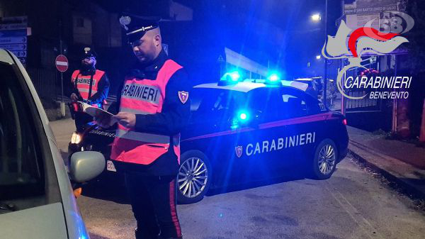 Controlli dei Carabinieri in Val Fortore: fogli di via, ritiro di patenti e sanzioni