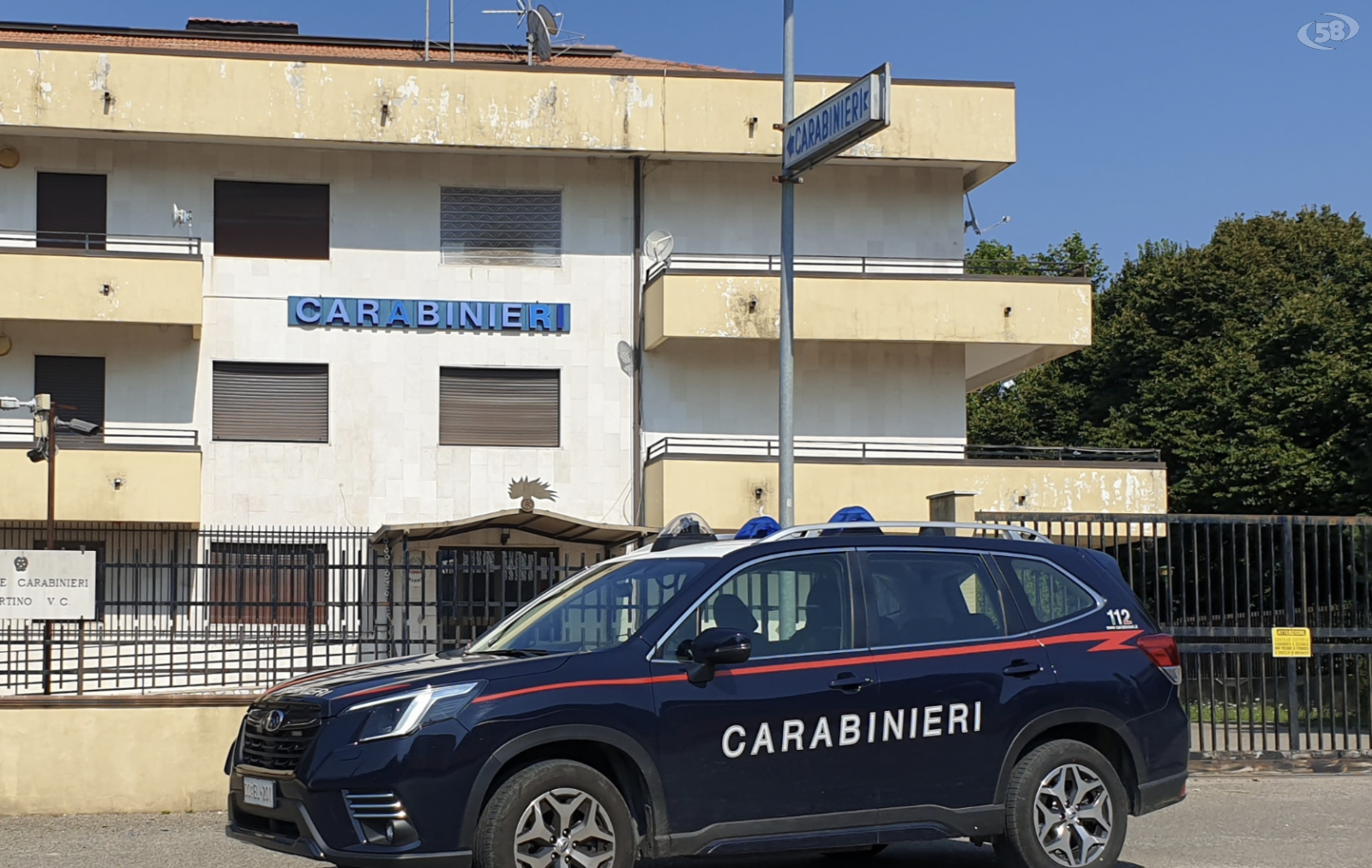 Estorsione e maltrattamenti ai danni dei genitori: 41enne arrestato