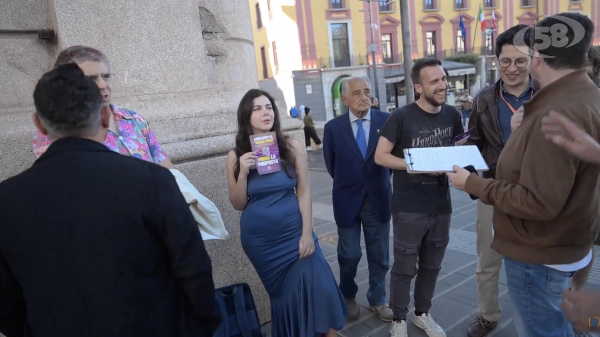 Valentina Nappi e i Radicali insieme contro la "tassa etica"