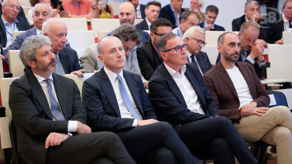 Alta velocità capacità, Mezzogiorno al centro. Ecco le quattro proposte strategiche, c'è anche l'Hub Hirpinia/VIDEO