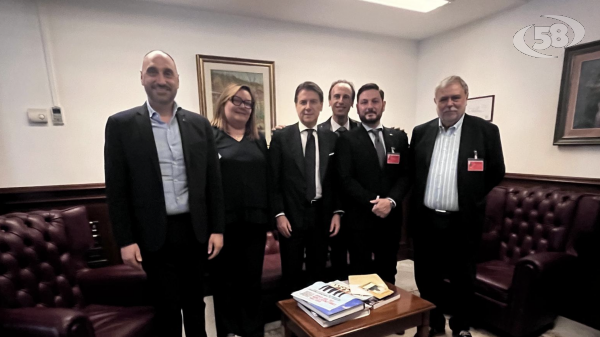 Avellino, gli eletti del Movimento dal presidente Conte