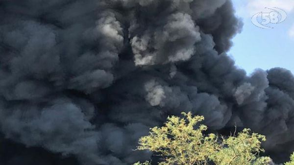 Vasto incendio, le raccomandazioni dell'Asl alla popolazione: ecco i consigli
