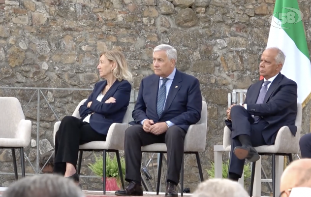 Tajani e Piantedosi a Bonito per rendere omaggio a Covelli