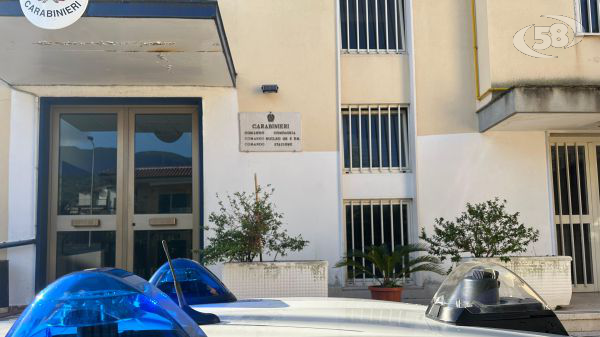 Nasconde stupefacenti nella carrozzeria dell’autovettura. I Carabinieri arrestano un 44enne