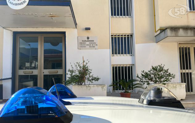 Nasconde stupefacenti nella carrozzeria dell’autovettura. I Carabinieri arrestano un 44enne
