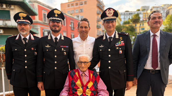 Compleanno speciale: il brigadiere Giuseppe Mele festeggia 102 anni. Oltre 35 anni nell’Arma dei Carabinieri