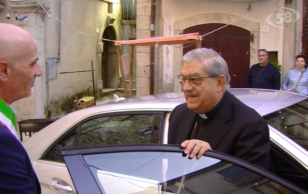 Taurasi accoglie il cardinale Crescenzio Sepe: fede, speranza e valorizzazione del territorio