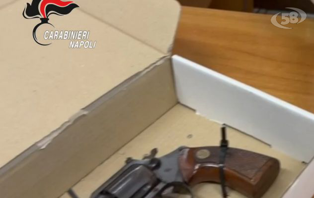 Armi, droga e due bombe in casa. Blitz dei Carabinieri. 57enne in carcere/VIDEO