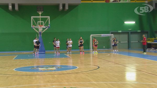 Volley Ariano: Mister Filomena presenta la squadra