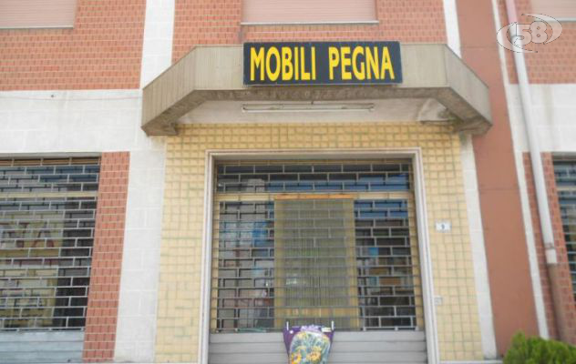 Crisi, noto imprenditore si toglie la vita. Dramma a Savignano