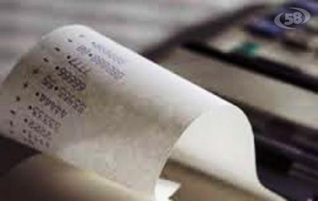 Non emettevano scontrini: i finanzieri sospendono 11 attività