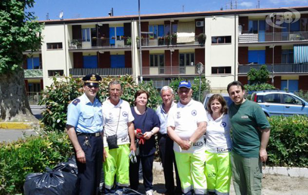 Atripalda, i cittadini ripuliscono le aree verdi. Via Appia riqualificata
