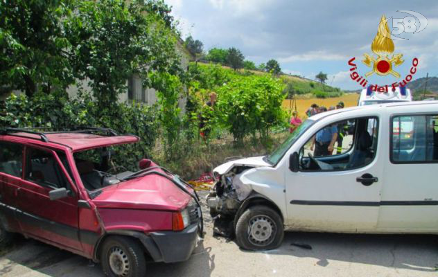 Flumeri, grave incidente: due in ospedale