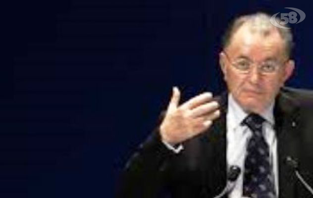 Squinzi e Caldoro all'assemblea di Confindustria: l'impresa come soluzione della crisi