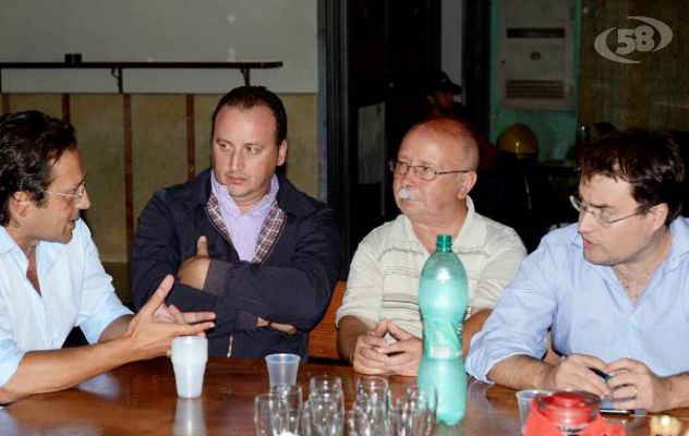 Caposele, Famiglietti inaugura il "Comitato Renzi"