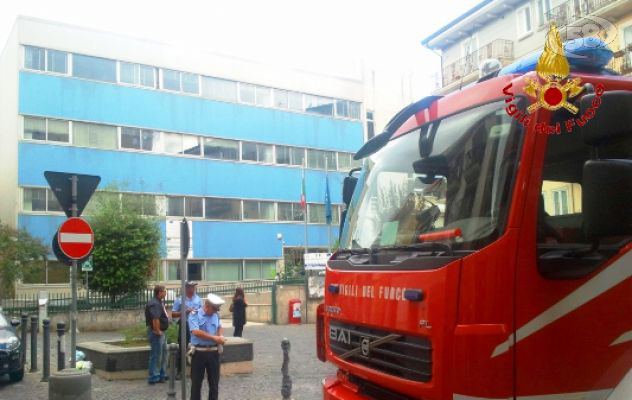 Maltempo, Vigili del Fuoco a lavoro nella notte. Messa in sicurezza la scuola "Da Vinci"