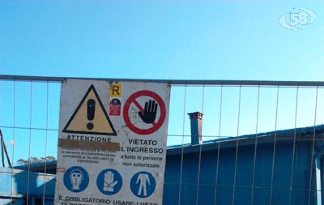 Sant'Angelo All'Esca, al via la rimozione del fabbricato con amianto/FOTO