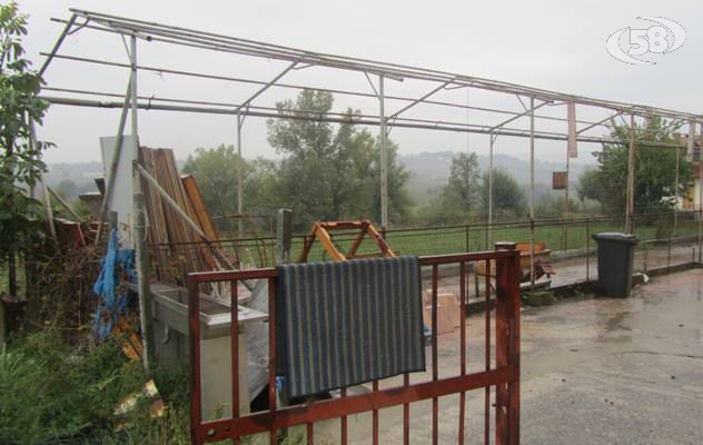 Castel Del Lago, morti sospette: amianto nel bocciodromo e zona fiera. Si corre ai ripari/Parla il sindaco