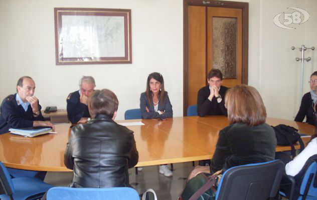 Parzanese, alunni in piazza/VIDEO. La rabbia degli studenti. il Commissario convoca la Provincia